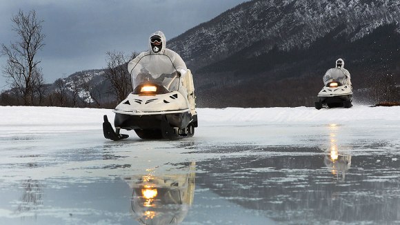 4-3-OurPeople-ExtremeEnvironments-Snow-Gallery-14-980x551